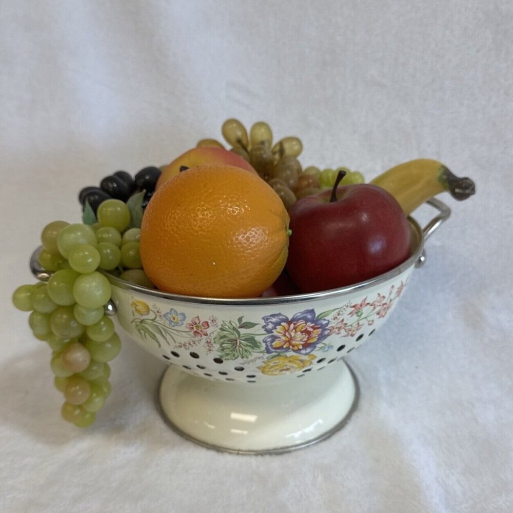 Vintage Kitchen Decor Enamel Colander W/artificial Fruit Kitchencore Kitsch